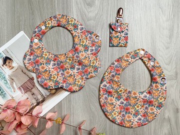 奢華花虎嘉年華 圍兜兜 口水巾 雙兜組