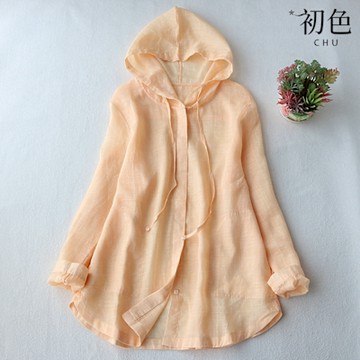 初色 純色簡約遮陽防曬輕薄透氣抽繩連帽長袖排扣空調外套女外套-共4色-12590(M-2XL可選)