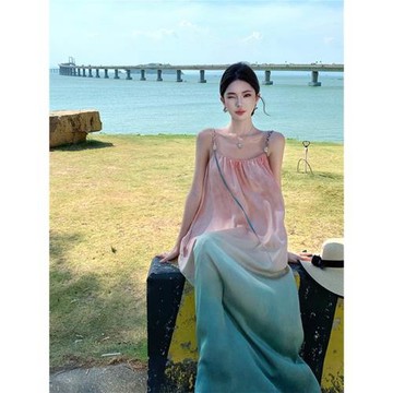 海邊度假風漸變色暈染寬松吊帶沙灘裙夏季多巴胺連衣裙氛圍感超仙