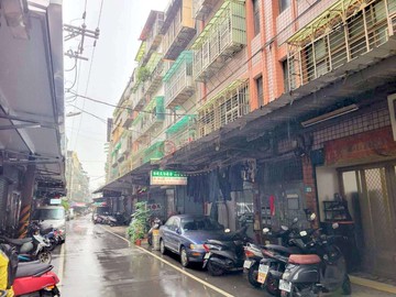 永慶傑仁✨ 龍興街~市場公寓二樓〜磚牆隔間三房｜新北市樹林區龍興街