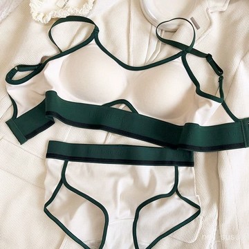 P3-【限時特賣】内衣 性感内衣 低胸内衣 辣妹内衣 女生内衣 胸罩 小胸 新款簡約輕運動瑜伽內衣女小胸聚攏無鋼圈背心式