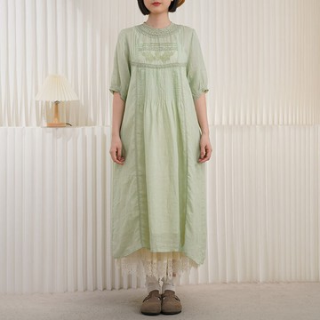 氣質褶皺感刺綉蕾絲洋裝121423C