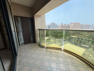 文山特區∣陽台進出∣採光4房平車 近未來捷運黃線｜高雄市鳳山區青年路二段