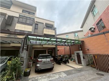 D751文發邊間三車位美透｜苗栗縣苗栗市文發路