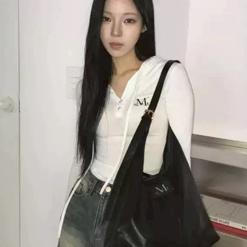 隔日達現貨 MUCENT 斜背包 側背包 大容量包包 通勤包 肩背包 百搭 韓國包包