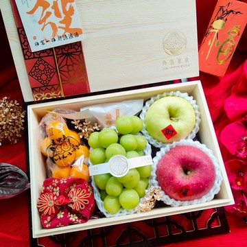 【角落菓食】新年 韓國麝香+日本雙色蘋果+日本蜜柑+日本金桔+日本柿餅綜合水果禮盒