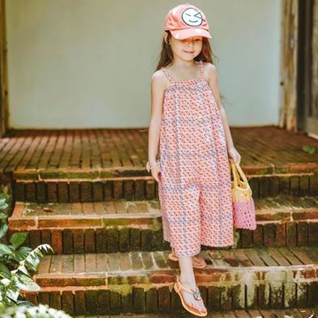 櫻桃藍格子吊帶寬褲 吊帶褲 闊腿褲 褲子 連身褲 兒童 女童 童裝 橘魔法 現貨 童裝 【BB8410】