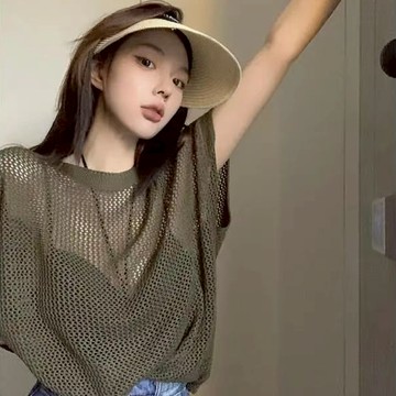 ZUCA”S - 韓版氣質透視鏤空針織上衣 短袖上衣 短袖t恤 女裝 顯瘦上衣 - T-576