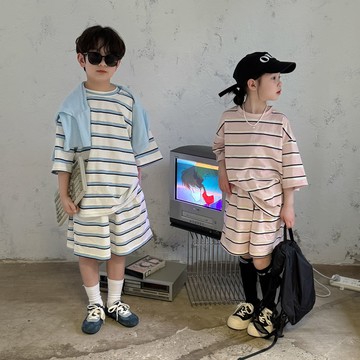 夏季新品上新   童套裝  兄妹裝 夏季男女童韓版寬條紋短袖短褲兩件套兒童圓領休閒套裝