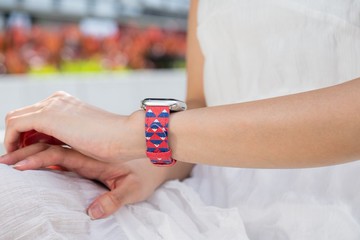 Jessenia Original Apple Watch 環保菠蘿皮錶帶 富士山圖案