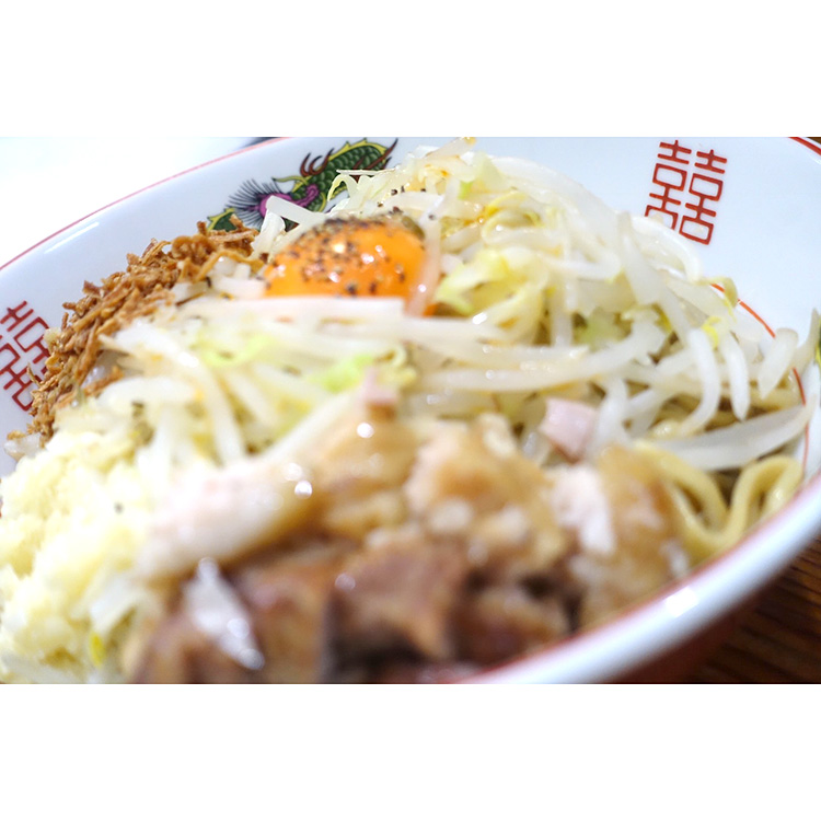 ［ラーメン神豚］ 中華風汁なしラーメン 2食入 ［ラーメン神豚］ 中華風汁なしラーメン ２食入