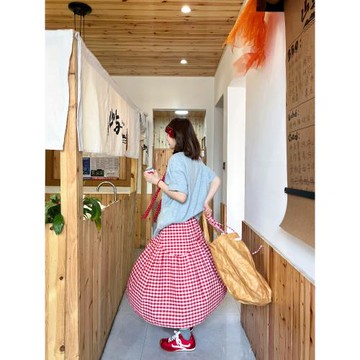 紅色格子半身裙梨型身材遮胯大碼胖mm顯瘦遮肚中長款高腰a字裙子