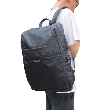 限時 滿3千賺10%點數↘ | ~雪黛屋~KAWASAKI後背包中大容量10吋電腦胸前服貼插釦超輕高單數防水尼龍布可放A4資料夾男女全齡適HKA218