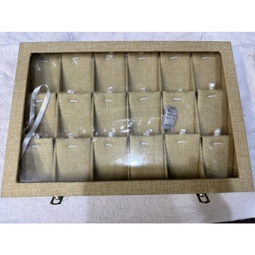 遇見~18格展示盒  麻布 飾品收納 佛牌 手鐲收納盒 手珠收納 佛牌盒 12格收藏盒 佛牌供盒 18格 24格 手鐲盒