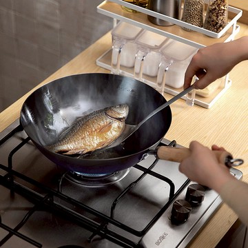 不易生鏽無塗層木柄窒化鐵炒鍋(IH爐可用)-32cm 單一規格