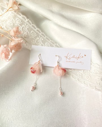 春季特輯-花精靈粉色繡球花珍珠垂吊925純銀造型耳環#uv膠#永生花
