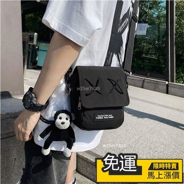 🔥台灣出货🔥斜背包 側背包 男生斜挎包 潮牌運動單肩包 日系街頭休閒包 情侶款