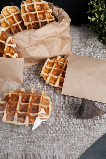 【嘉年華免運組】銅盤壓烤比利時列日脆皮鬆餅12片組