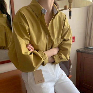 MOCO韓版chic法式氣質翻領拼色條紋配色設計排扣寬鬆休閒百搭襯衫