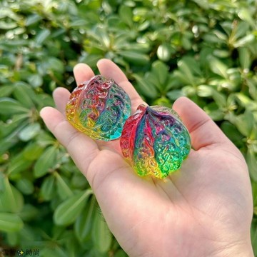 核桃七彩玉石彩色色彩色手握球琉璃手把件把玩