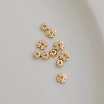 XS-14K包金保色四葉草通孔隔珠光面圓形飛碟隔墊片diy手工吊墜配件