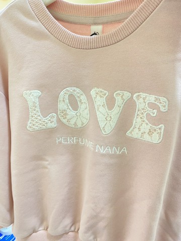 LOVE蕾絲繡上衣 女大童110-160CM 現貨