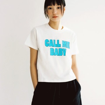 Call Me Baby Teal Logo Cropped 白色T恤