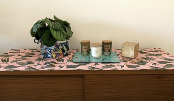 台灣獨家訂製款 aLoveSupreme南非文青手繪長桌巾_粉紅非洲植物園