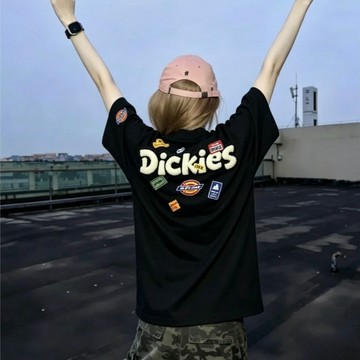 ［FJ select］Dickies 塗鴉 貼紙 印花logo 短T 短踢 寬鬆 落肩 圓領 短袖上衣 男生短袖 女上衣