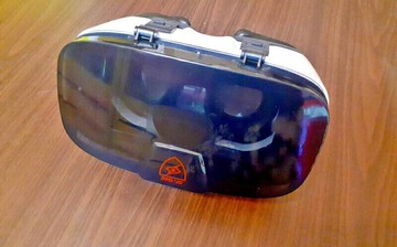 VR 眼鏡 360度 超廣角 裝進手機到眼鏡裡就可 到真實世界