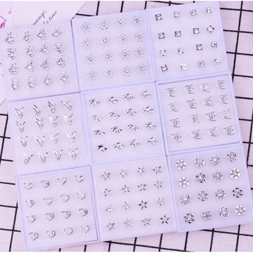 小盟奇商行💖鑲鑽造型耳釘(一對價)附耳塞💖耳針耳釘耳環 矽膠鋯石養耳棒養耳洞 飾品鑽石耳飾 醫療鋼鑽石耳環，鑲鑽造型耳針