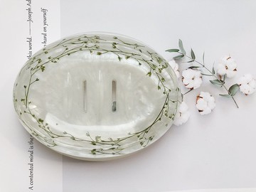 滴膠純白環形小花朵肥皂盒