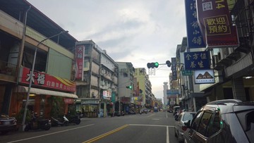 雙鐵共構-精華區熱河二街稀有釋出店面透天(B)｜高雄市三民區熱河二街