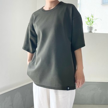 2025新款【無性別】寬鬆版型針織T恤【卡其色】