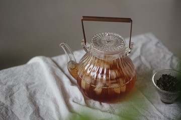 花瓣條紋玻璃茶壺 800ml