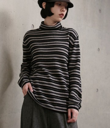 理想柔軟之巔 氂牛絨羊毛混紡 高領條紋針織衫 黑色 251204-2