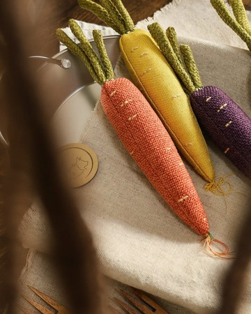 紅蘿蔔 Rainbow carrots (Red)  純手作 蔬果 擺飾 吊飾 貓咪兒童