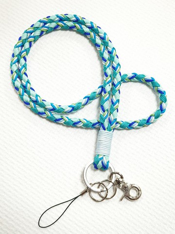 Paris*Le Bonheun。傘繩與細繩的交織。編織頸繩(湖水綠)