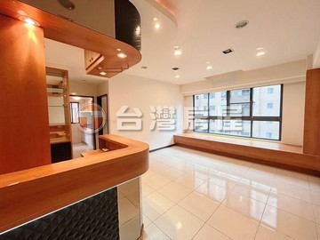 內壢交流道景觀2房車｜桃園市中壢區長春五路