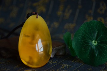 【驚鴻】極品琥珀金絞蜜意境古典項鏈吊墜