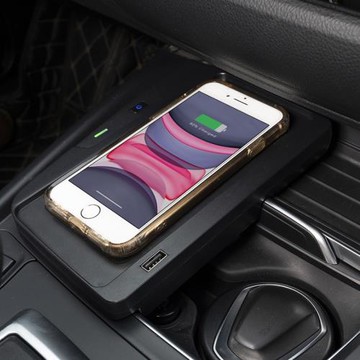 2016-2018寶馬3系4系車載無線充電器快充車載手機充電器即插即用