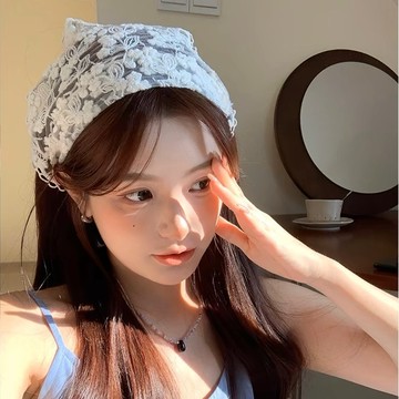 隔日到貨🏆三角巾髮箍 針織頭巾 頭巾 三角頭巾 頭巾女 法式頭巾 可愛三角頭巾 日式三角巾 碎花髮飾 頭飾 絲巾