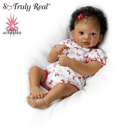 Waltraud Hanl Touch-Activated Lifelike Baby Doll C 赤ちゃん人形