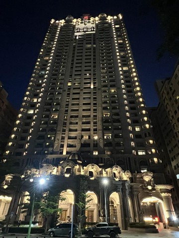 農十六豪邸特區/景觀歐式巴洛克建築双車位｜高雄市鼓山區龍德路