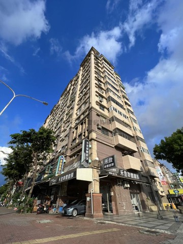 高巢巴黎時代公園捷運三房平車｜高雄市前鎮區凱旋四路