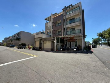 SKM PARK|明鳳稀有三角窗5套房大地坪透店｜高雄市前鎮區明鳳九街