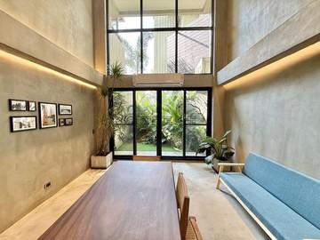 楊小扁~鄰巨蛋生態園區雙捷運有森居電梯雙車庫透天｜高雄市左營區新庄仔路