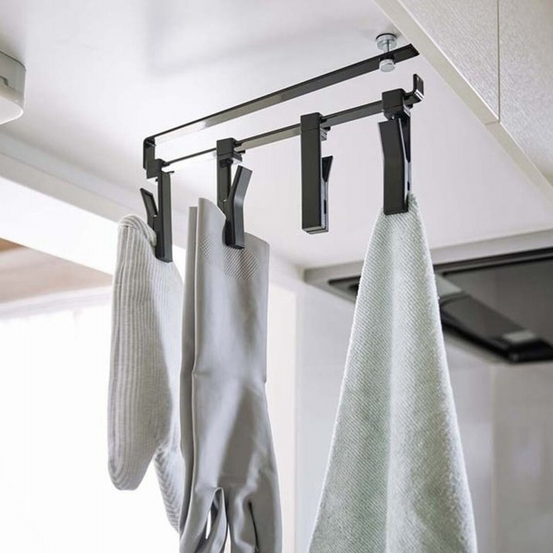 戸棚下回転式クリップ タワー Tower 4連 ブラック ゴム手袋 布巾 ミトン 収納 クリップ 回転式 キッチン雑貨 通販 Lineポイント最大get Lineショッピング