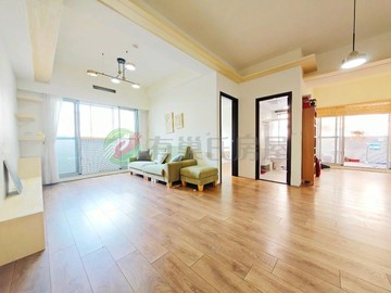 五年屋‧衛浴開窗附平車‧採光大露台‧中國醫‧一中｜台中市北區健行路