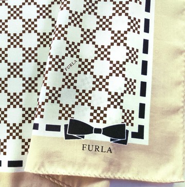 Furla 古董絲巾 Pixel 方巾 20 x 20 英吋